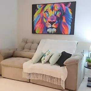 Conforto Prox Do Shopping Nações Prox Abba Church - Cozinha Completa - Ar Condicionado - Wifi - Smart Tv 32' - Youtube E Apps - Estacionamento Privado - Portaria 24h - Acomoda Até 6 Pessoas - Anfitriã Superhost No 5 Estrelas Criciuma (Santa Catarina)